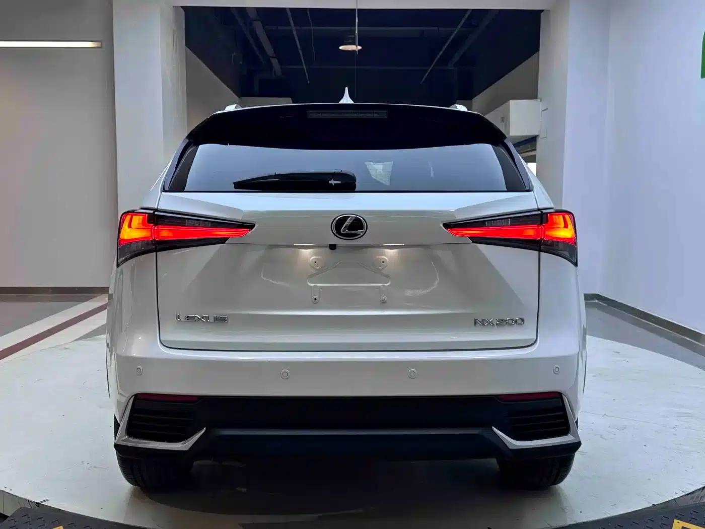 Lexus NX 2020 200 AWD Sport Edition (China VI Emission Standard) — миниатюра 4