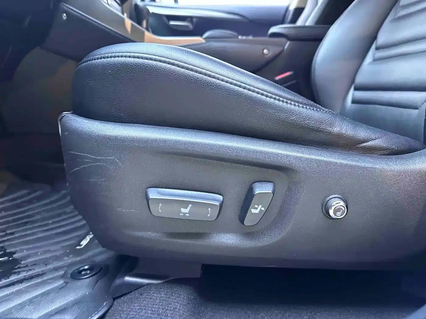 Lexus NX 2020 200 FWD Sport Edition (China VI Emission Standard) — миниатюра 16