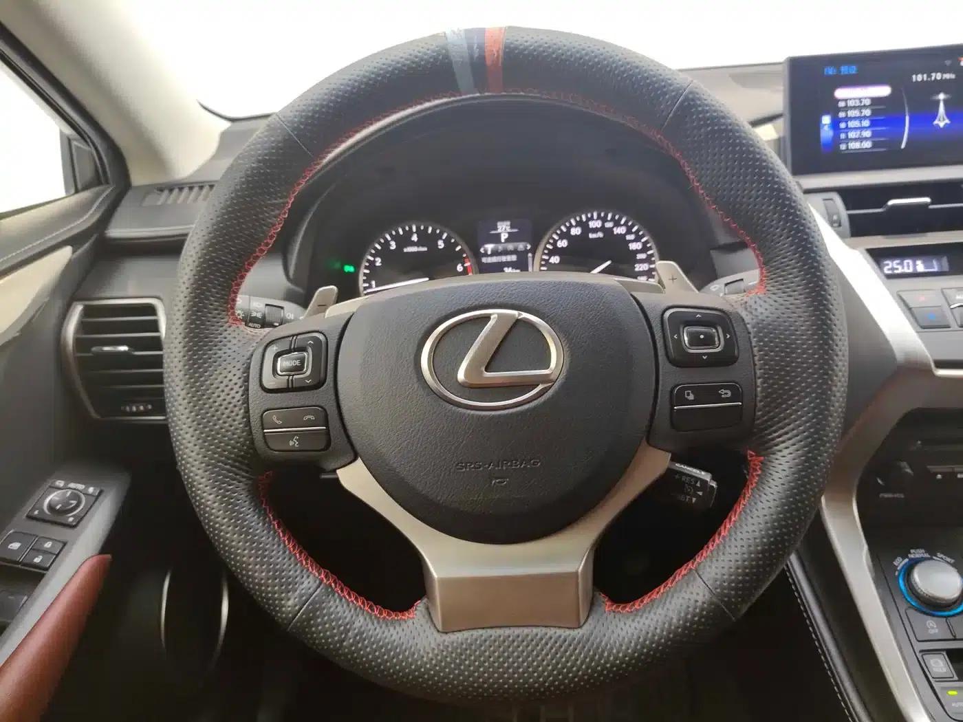 Lexus NX 2015 200t AWD Sport Edition — миниатюра 14
