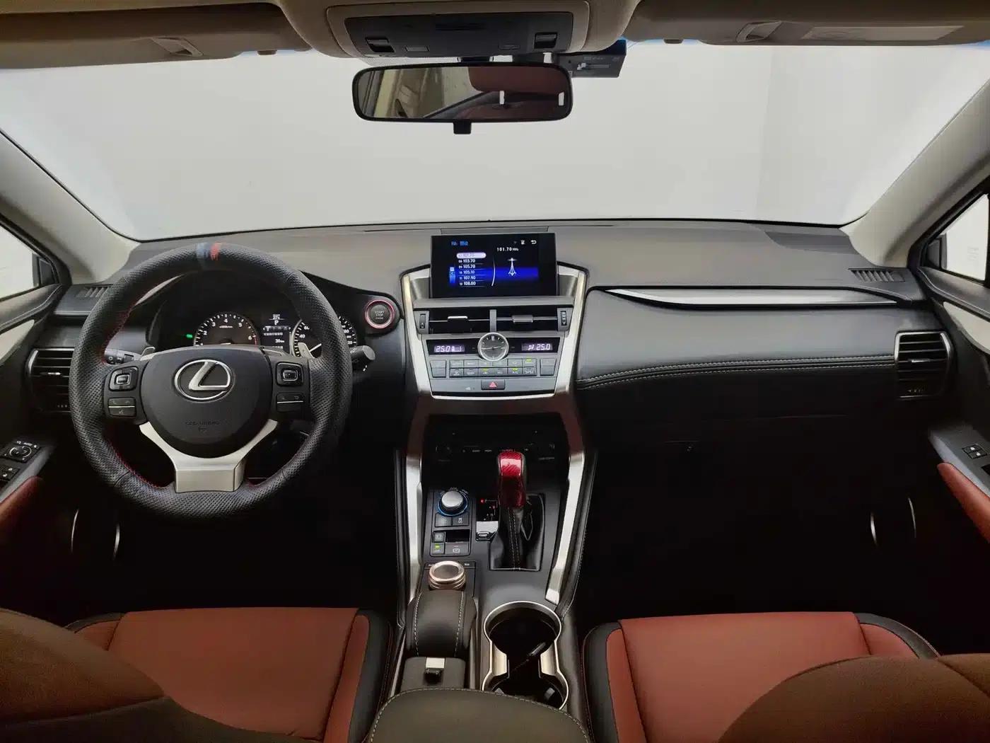 Lexus NX 2015 200t AWD Sport Edition — миниатюра 16