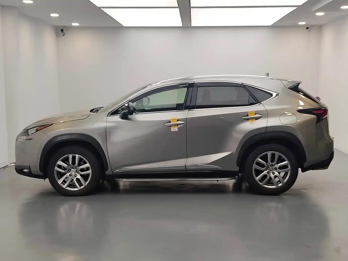 Lexus NX 2015 200t AWD Sport Edition — миниатюра 18