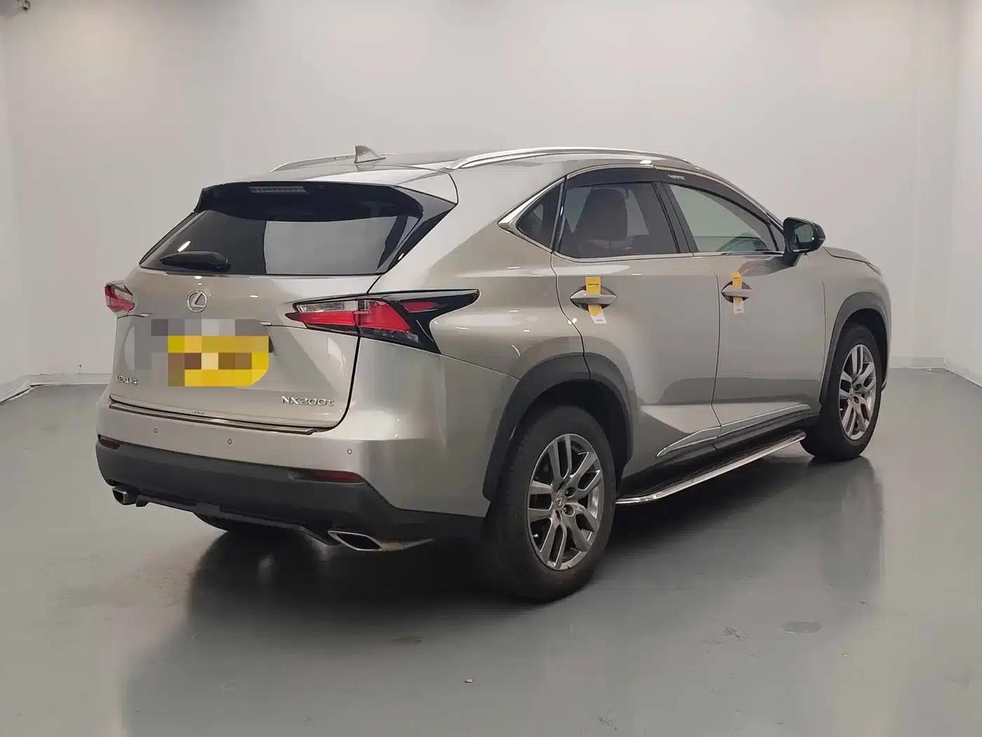Lexus NX 2015 200t AWD Sport Edition — миниатюра 5