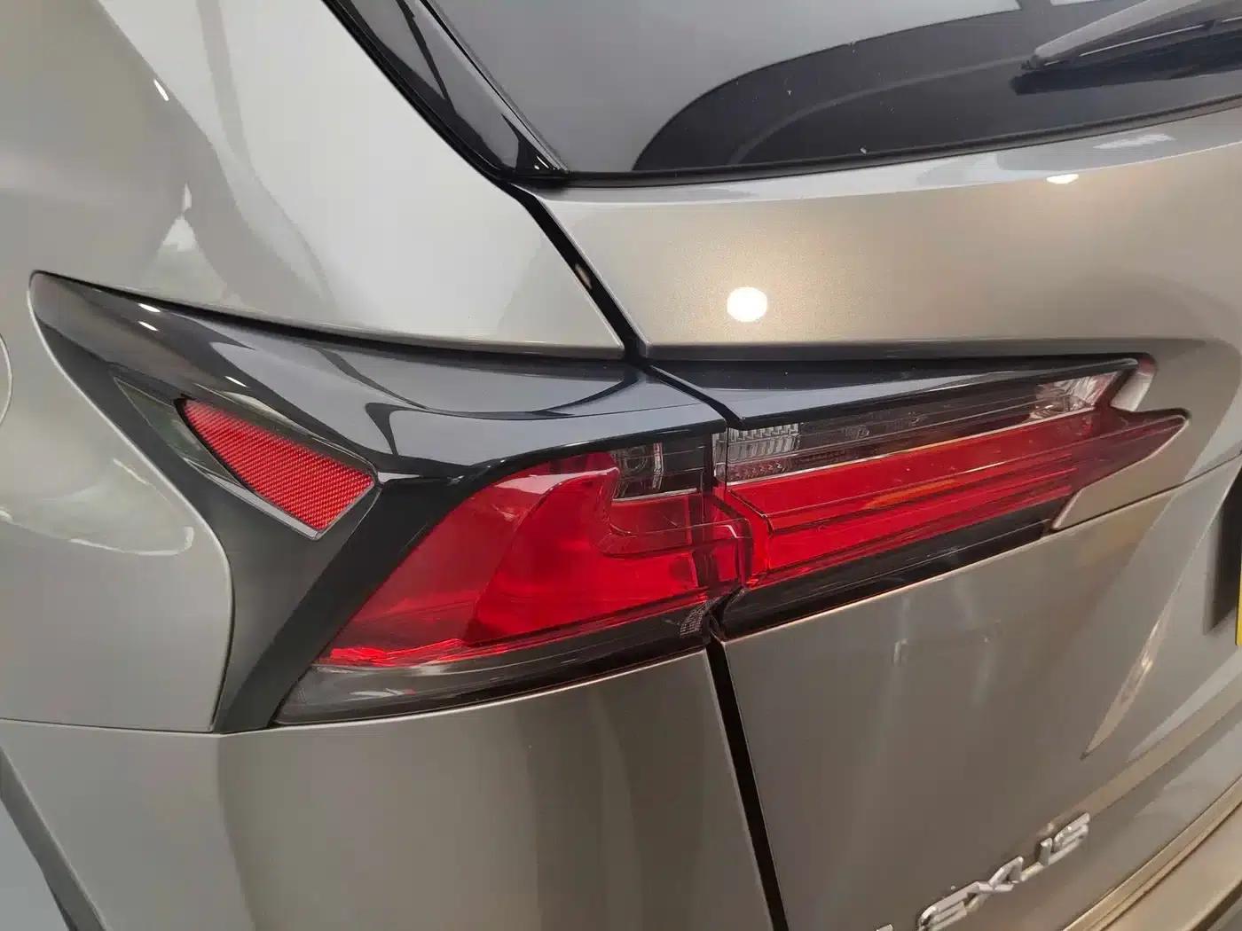 Lexus NX 2015 200t AWD Sport Edition — миниатюра 8