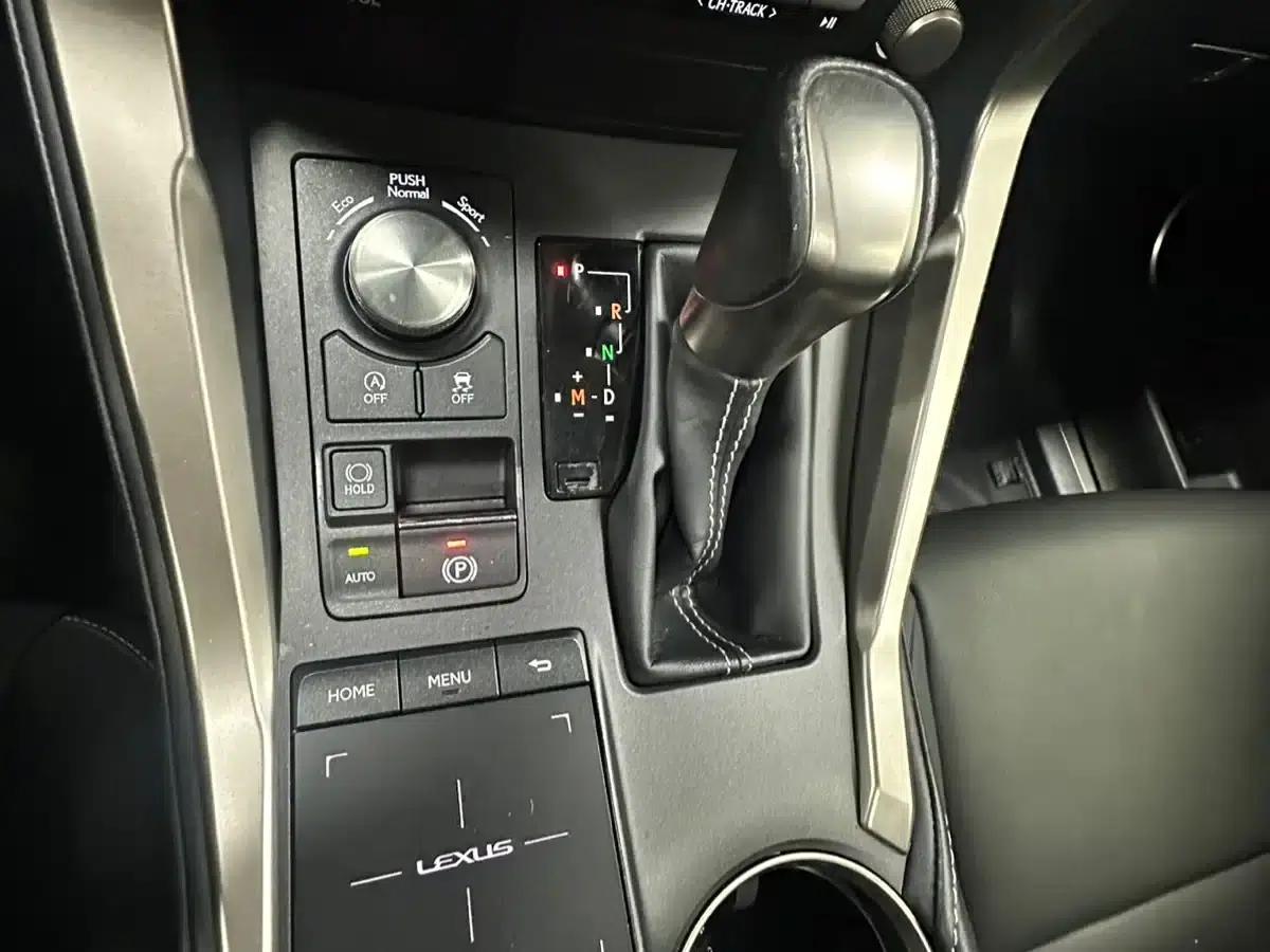 Lexus NX 2020 200 AWD Sport Edition (China VI Emission Standard) — миниатюра 25