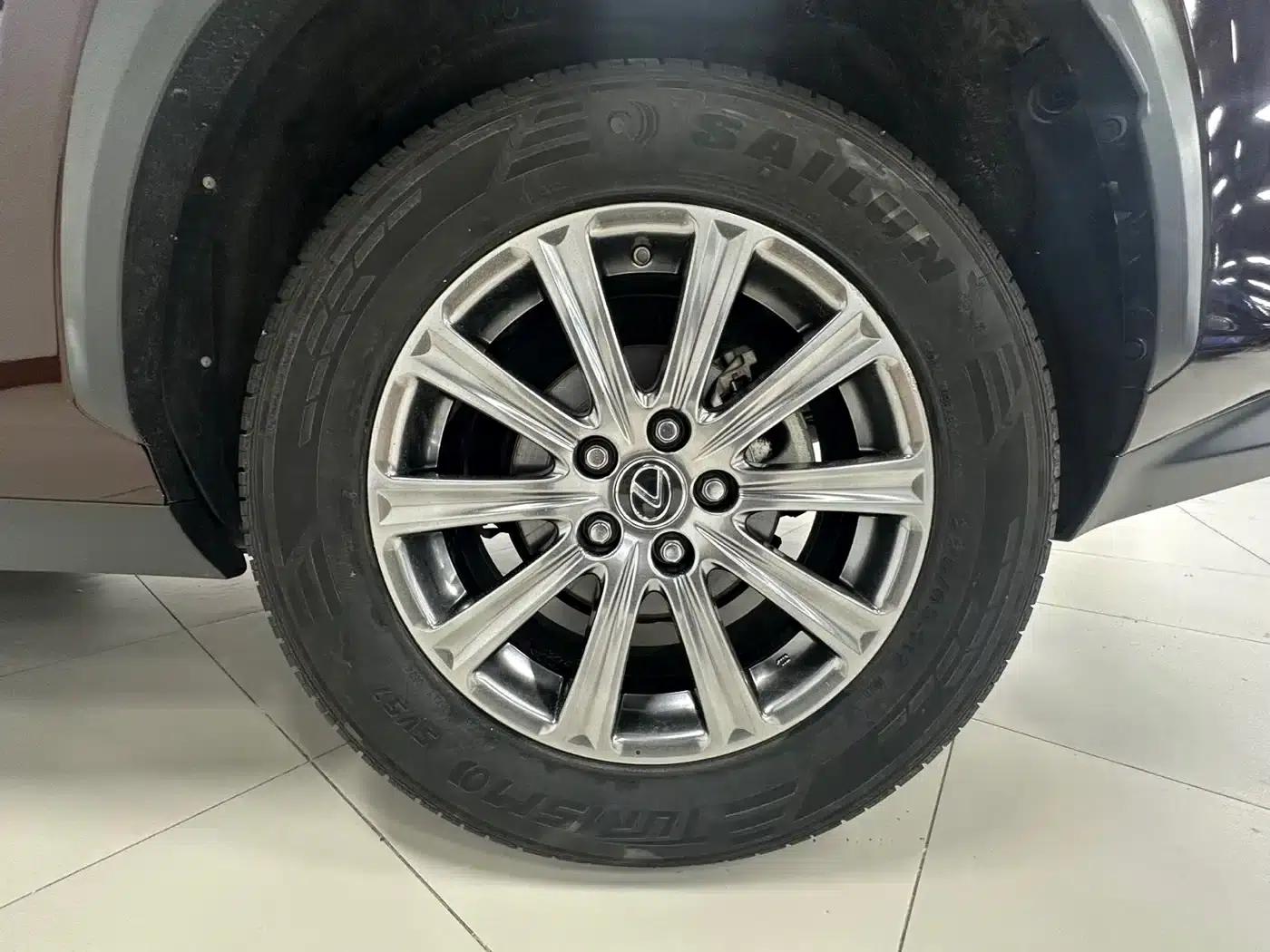 Lexus NX 2020 200 AWD Sport Edition (China VI Emission Standard) — миниатюра 8