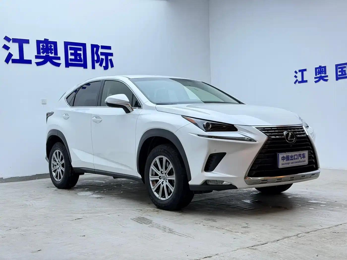 Lexus NX 2020 200 FWD Sport Edition (China V Emission Standard) — миниатюра 3