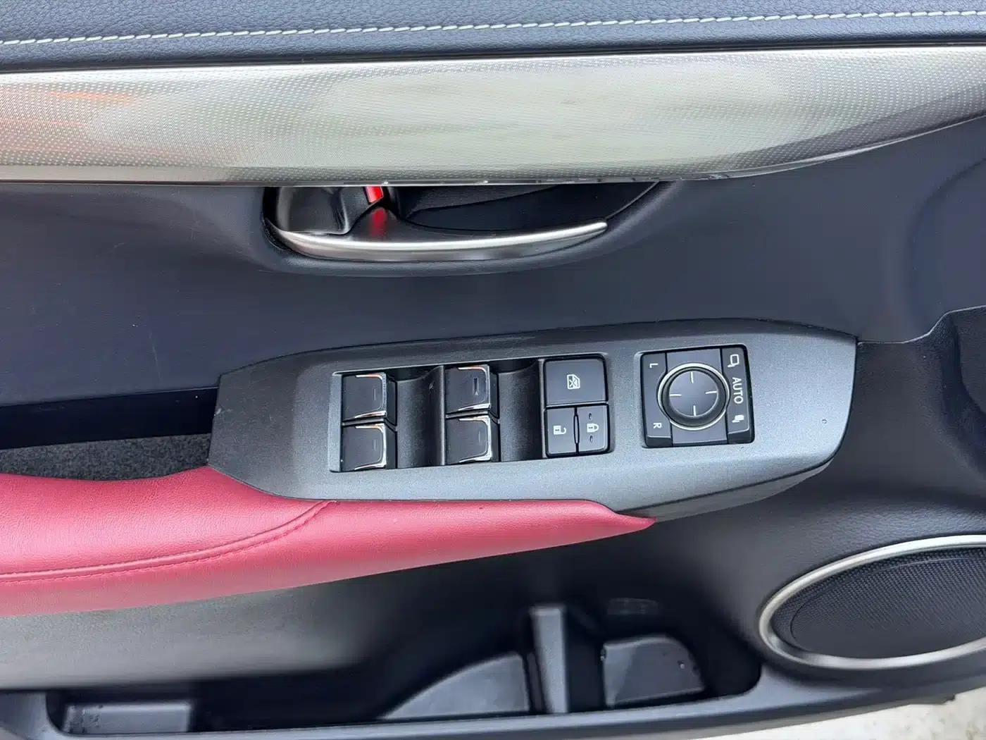 Lexus NX 2020 200 FWD Sport Edition (China V Emission Standard) — миниатюра 4