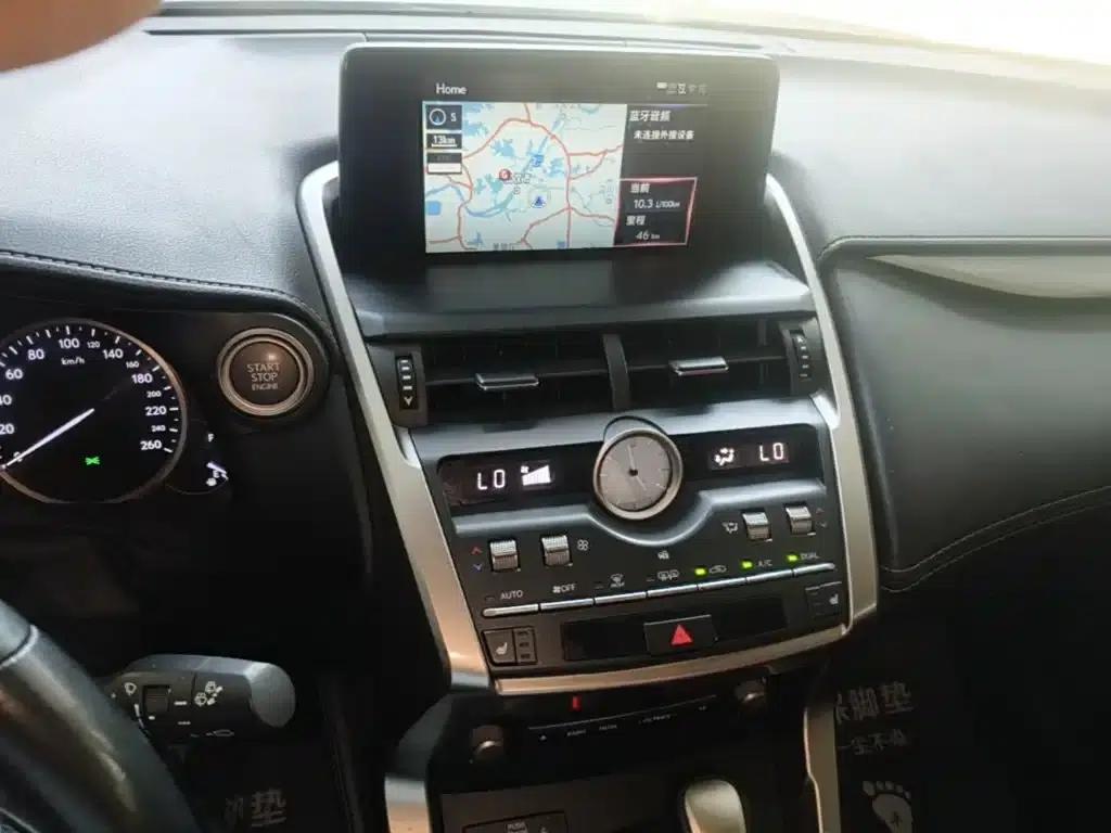Lexus NX 2017 200 AWD Sport Edition — миниатюра 13