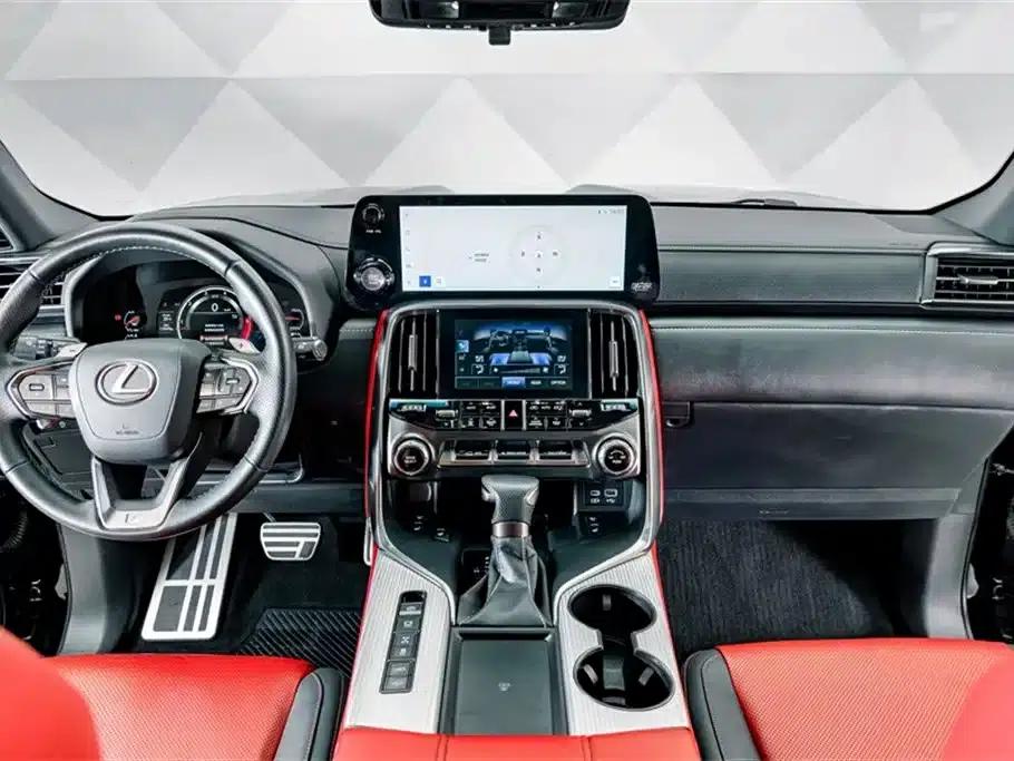 2025 Lexus LX 600 (Canadian version) — миниатюра 13