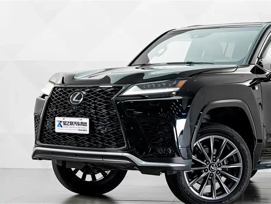 2025 Lexus LX 600 (Canadian version) — миниатюра 3