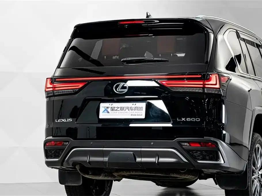 2025 Lexus LX 600 (Canadian version) — миниатюра 7