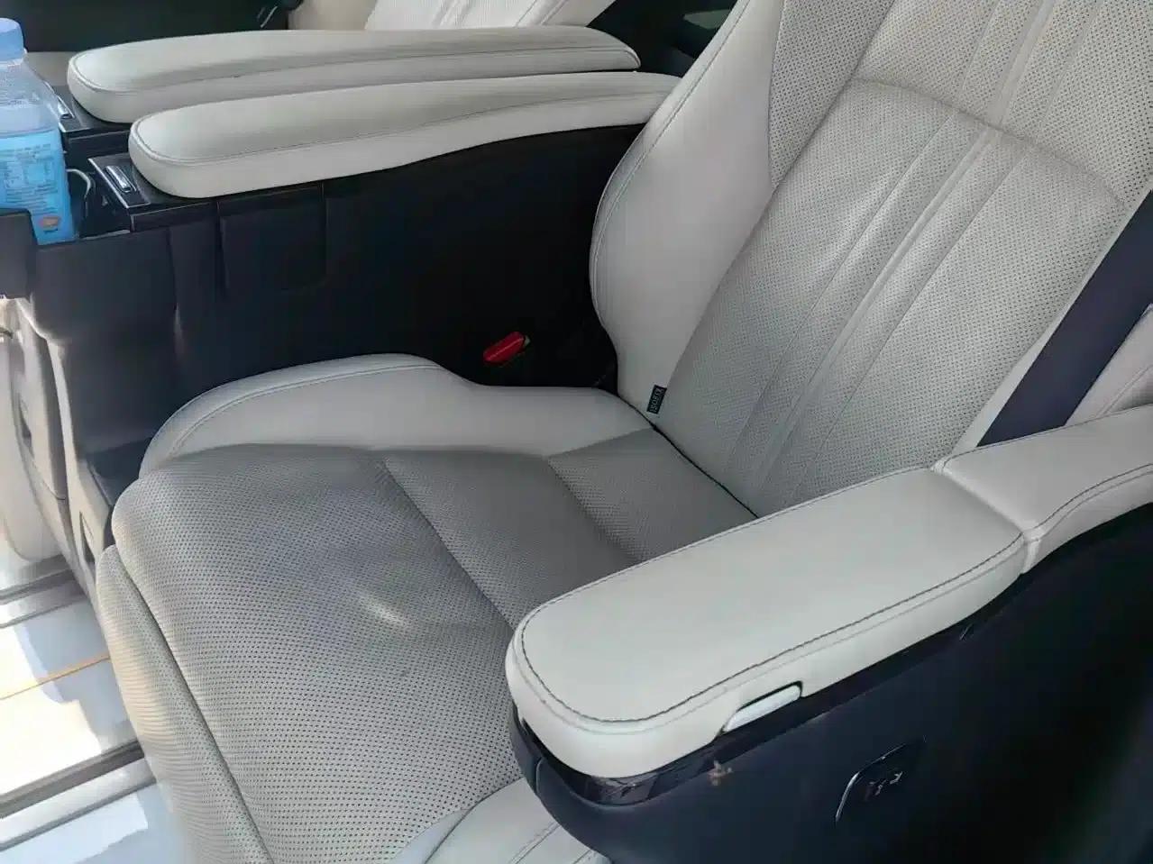 Lexus LM 2020 300h 7-Seat Elegant Edition — миниатюра 6