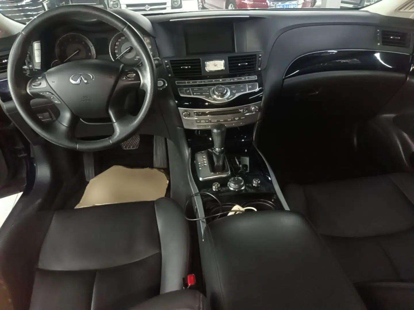Infiniti Q70 2017 Q70L 2.5L Elite Edition — миниатюра 17