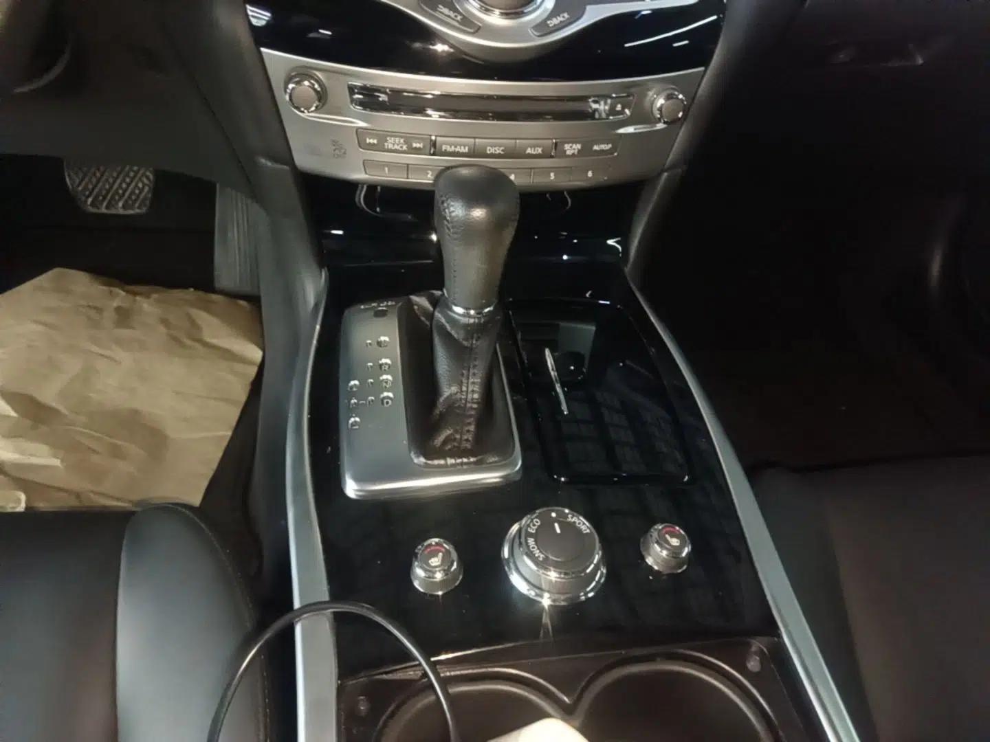 Infiniti Q70 2017 Q70L 2.5L Elite Edition — миниатюра 21