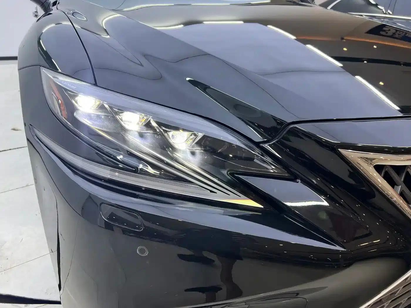 Lexus LS 2020 500h Luxury Edition (China V emission standard) — миниатюра 23