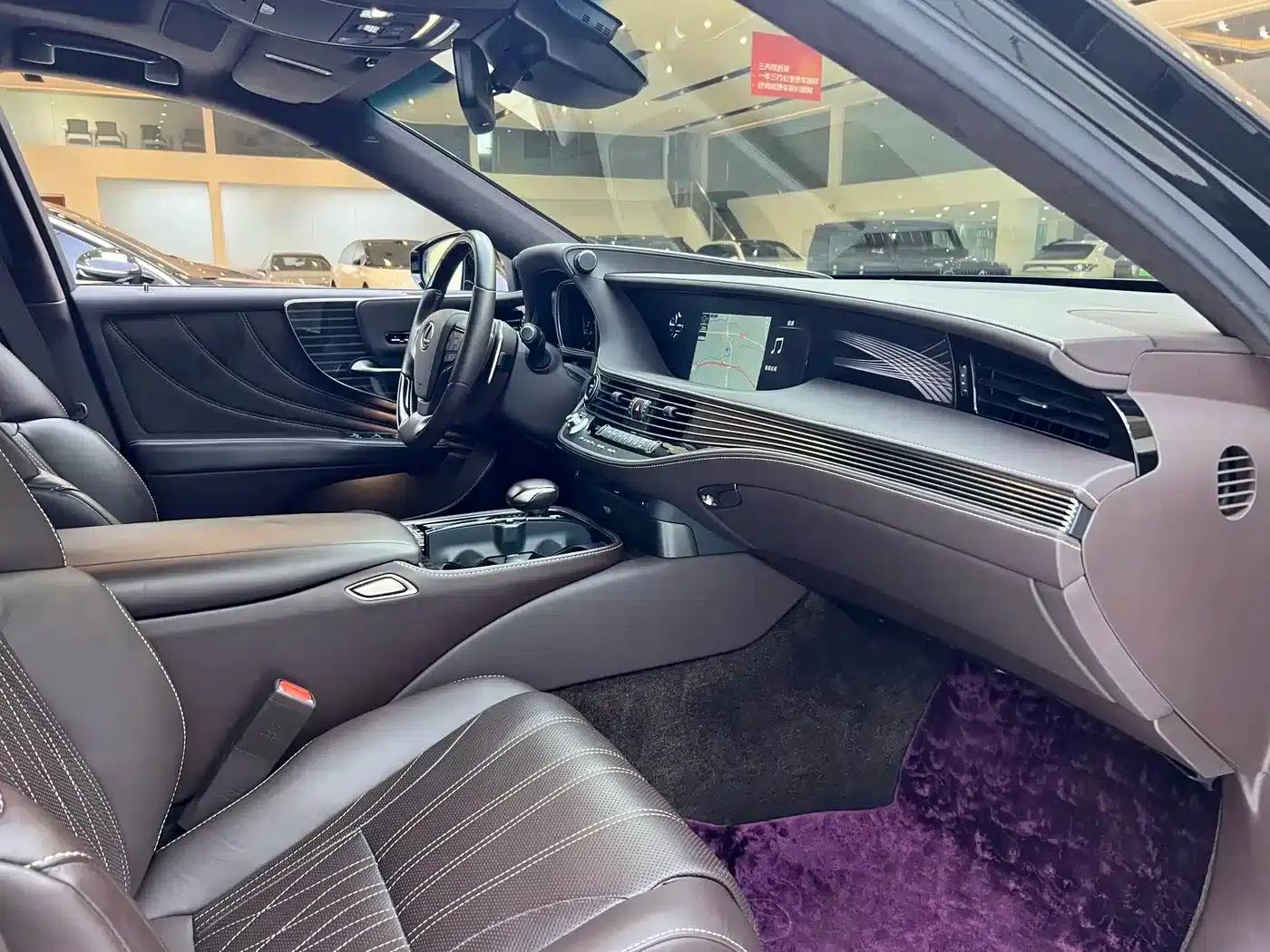Lexus LS 2020 500h Luxury Edition (China V emission standard) — миниатюра 25