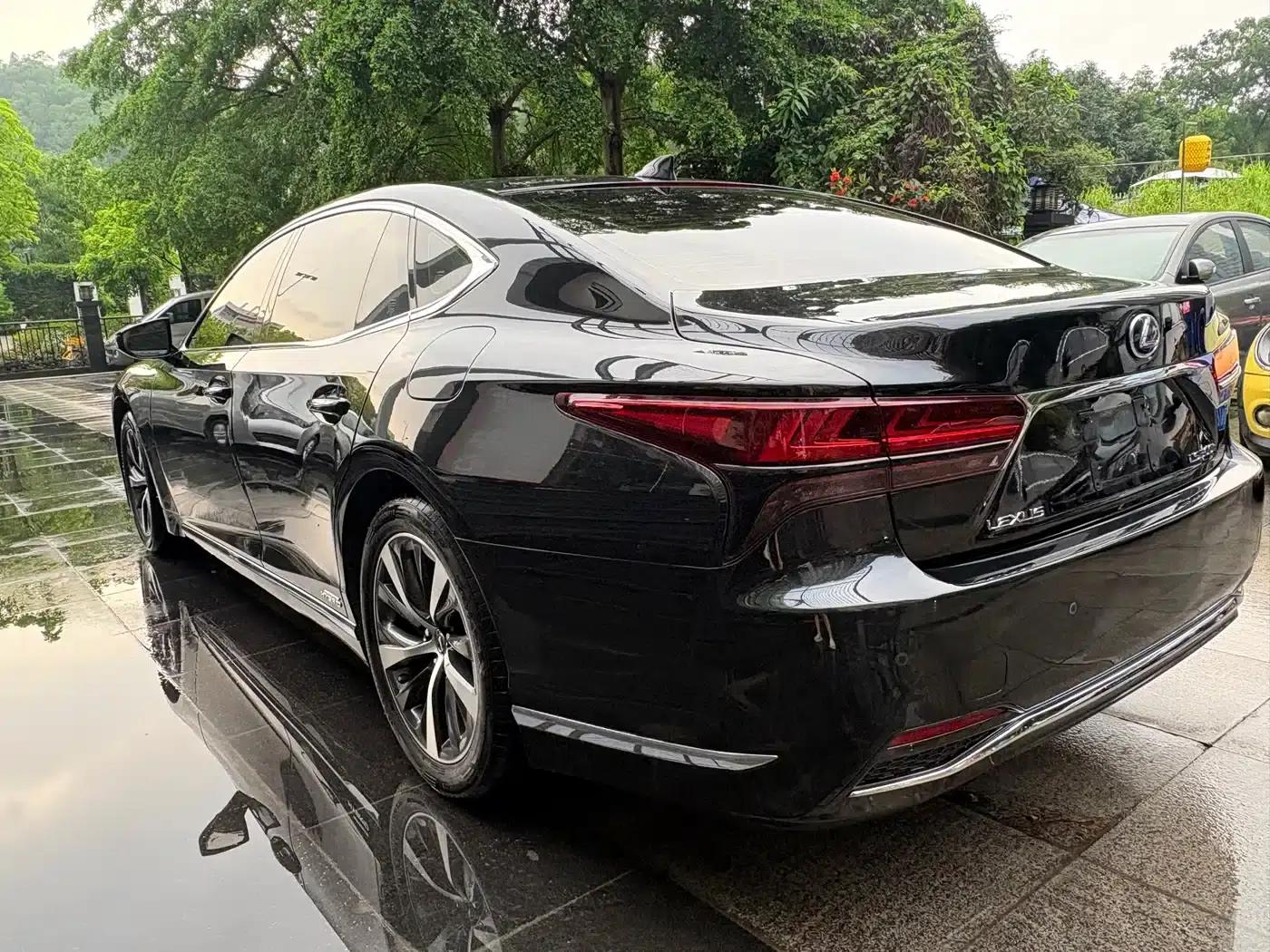 Lexus LS 2021 500h Luxury Edition — миниатюра 10