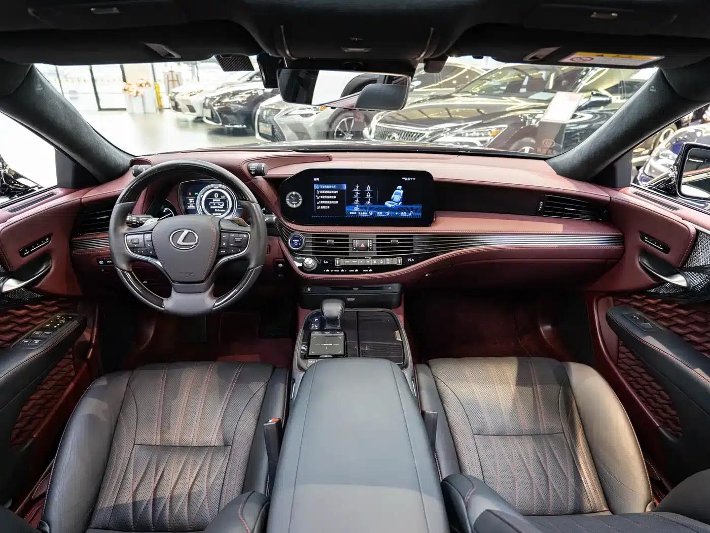 Lexus LS 500h Executive Edition 2021 — миниатюра 13