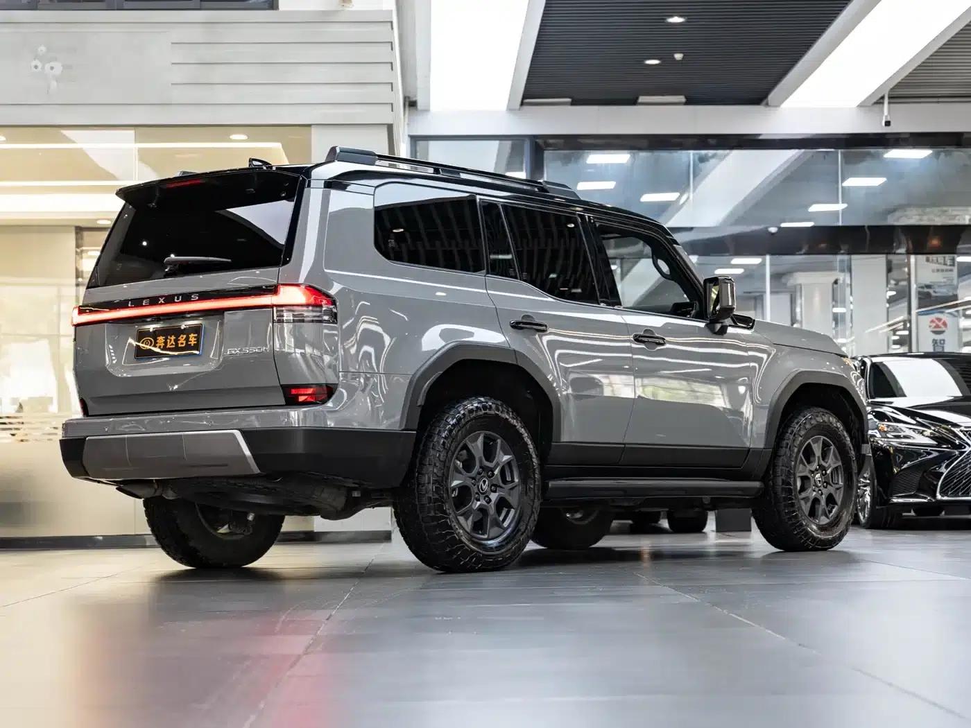 Lexus GX 2024 Overtrail Peak Edition — миниатюра 3