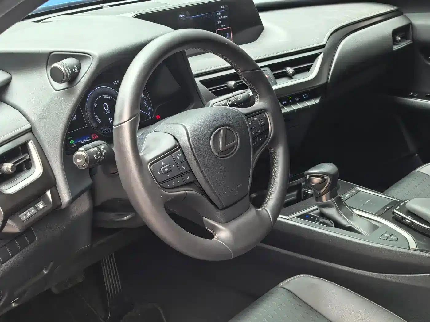 Lexus UX 2020 260h Explore Edition — миниатюра 4