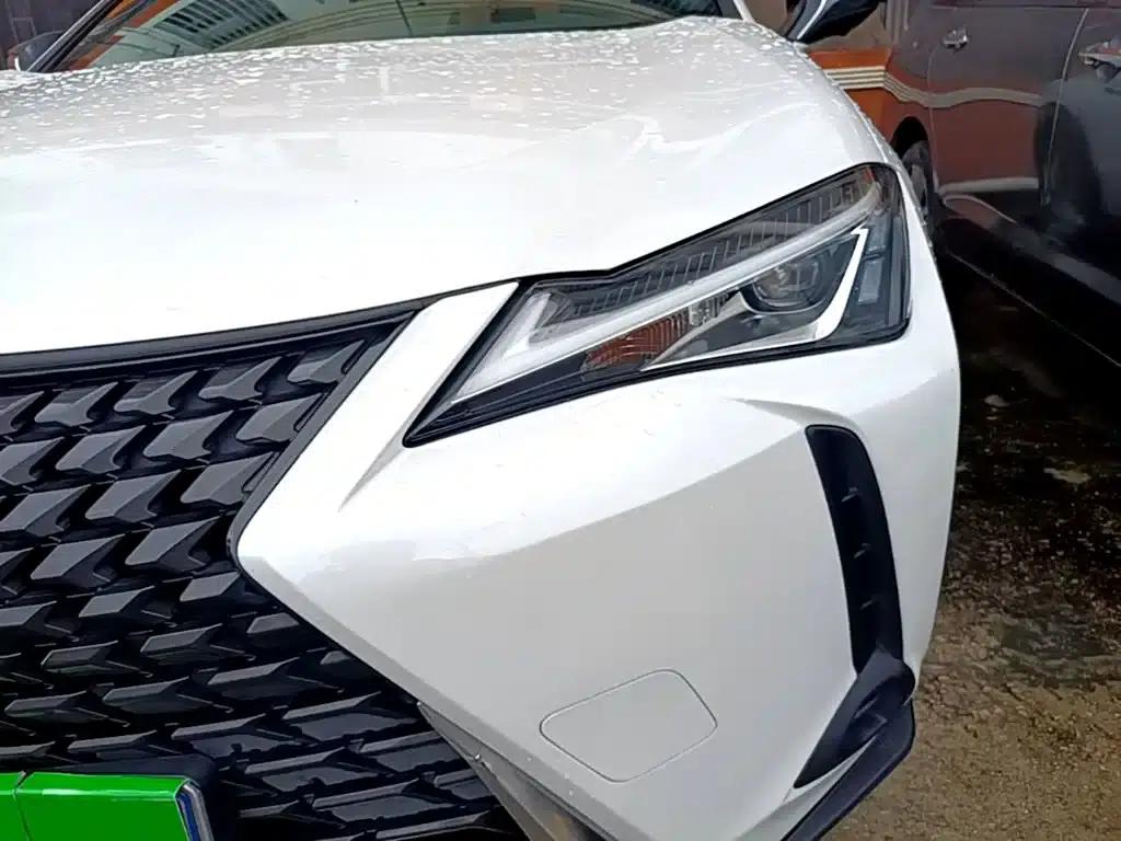 Lexus UX 2020 200 Special Edition — миниатюра 24