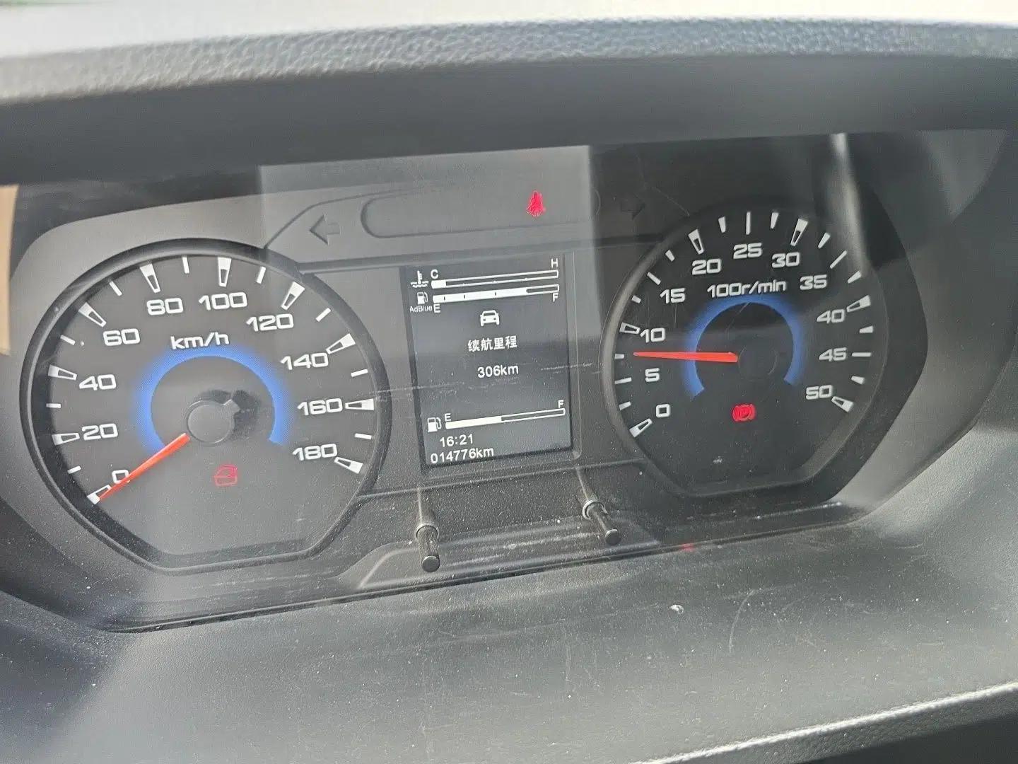 Iveco Daily Manual 7-seater 2.5T diesel — миниатюра 11