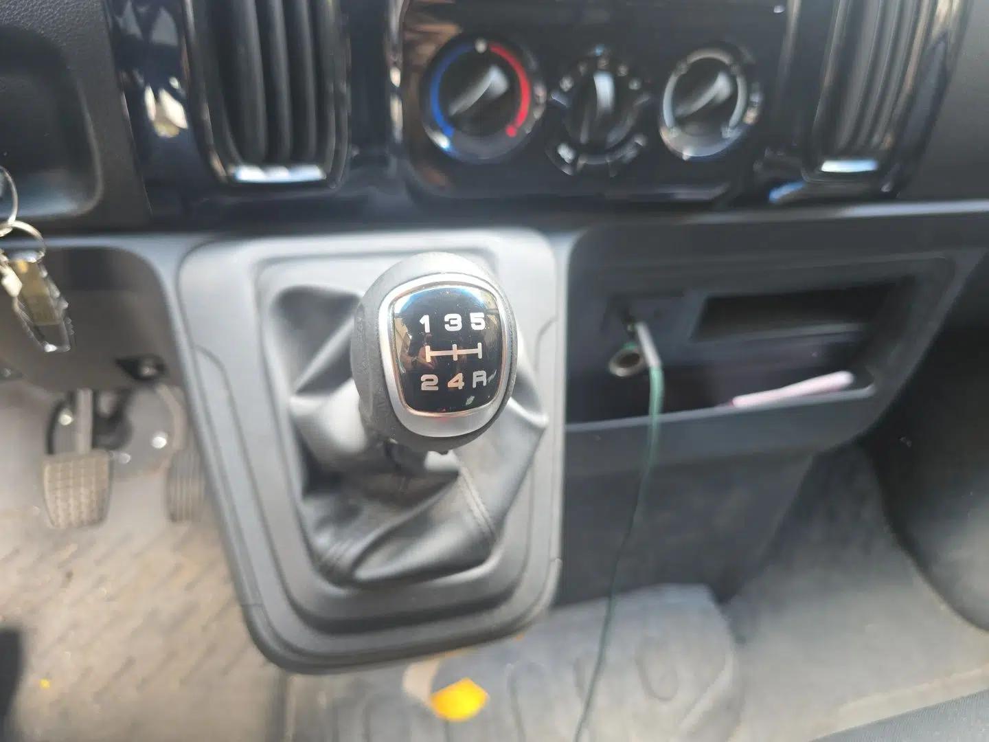 Iveco Daily Manual 7-seater 2.5T diesel — миниатюра 14