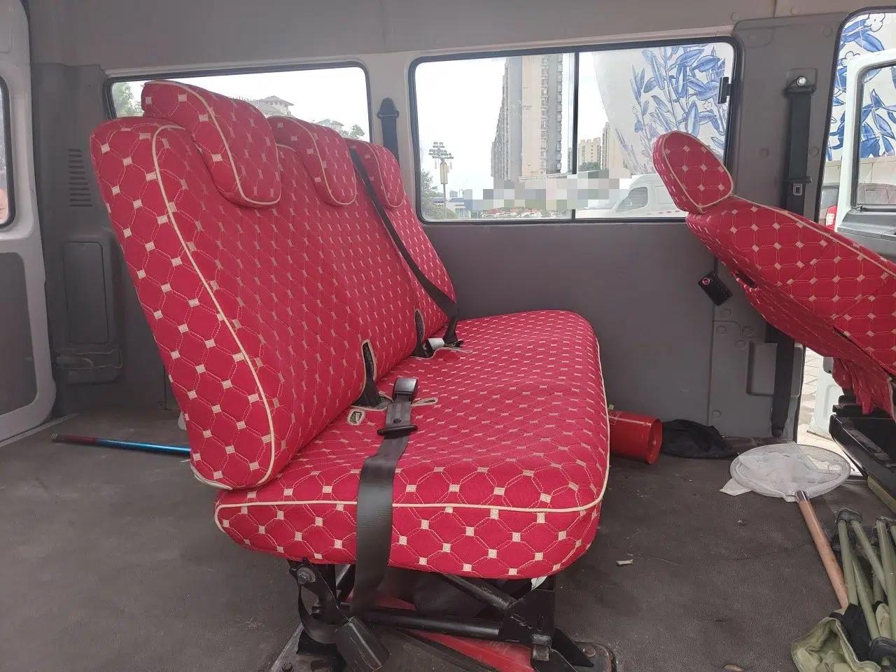 Iveco Daily 2020 2.5T A35 Passenger Van Single-Tire Mid-Roof Design 5-9 Seater with Sliding Side Door Meeting China VI Emission Standards — миниатюра 17
