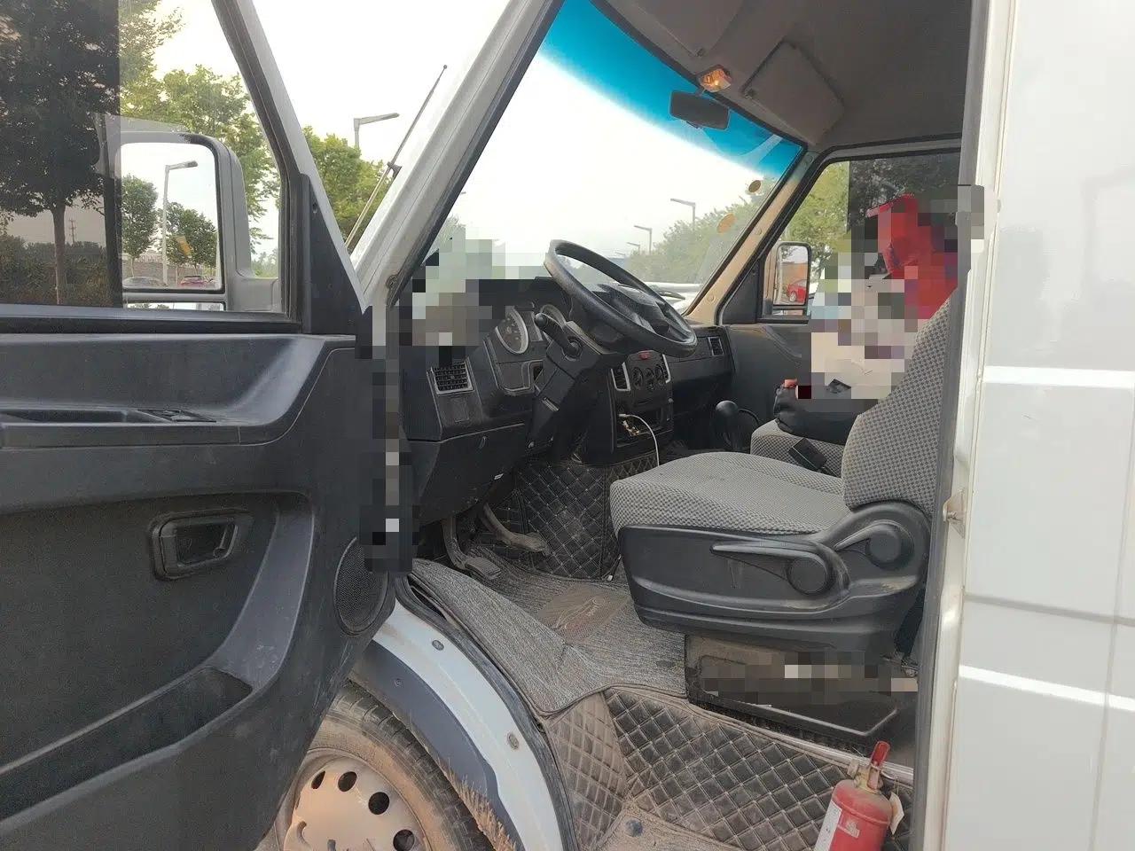 Iveco Daily 2022 2.5T A37 M1 Passenger Van 5-9 Seats Long Wheelbase Mid-Roof Design Dual Tires Manual Doors — миниатюра 16