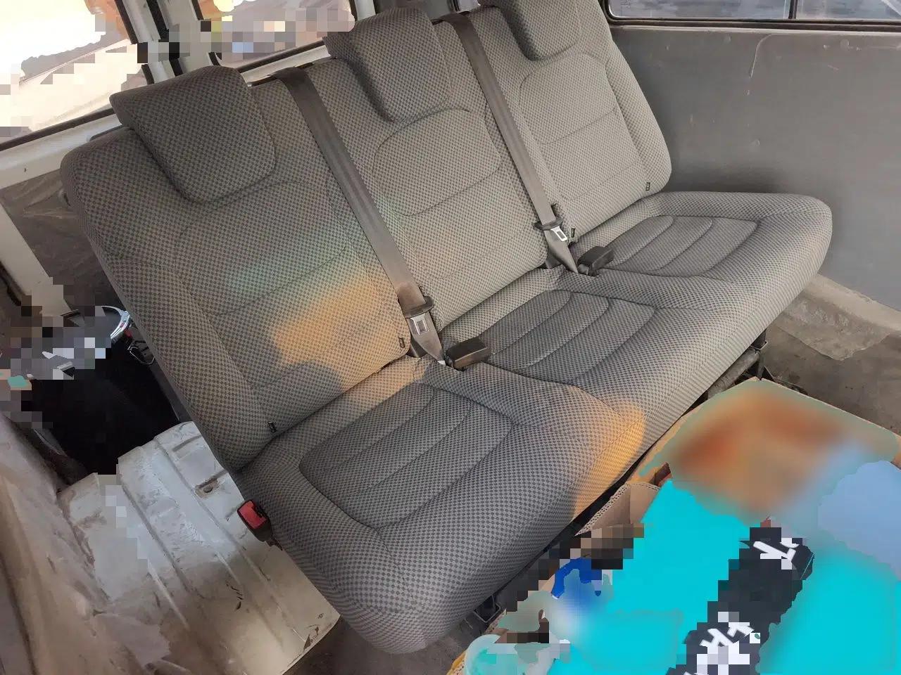 Iveco Daily 2022 2.5T A37 M1 Passenger Van 5-9 Seats Long Wheelbase Mid-Roof Design Dual Tires Manual Doors — миниатюра 17