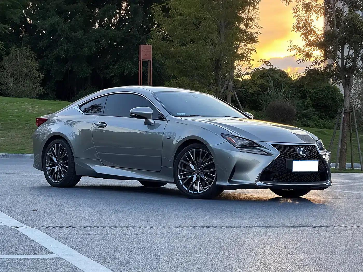 Lexus RC 2016 200t F SPORT Edition — миниатюра 4
