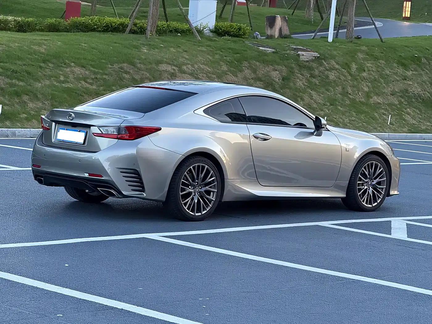 Lexus RC 2016 200t F SPORT Edition — миниатюра 6