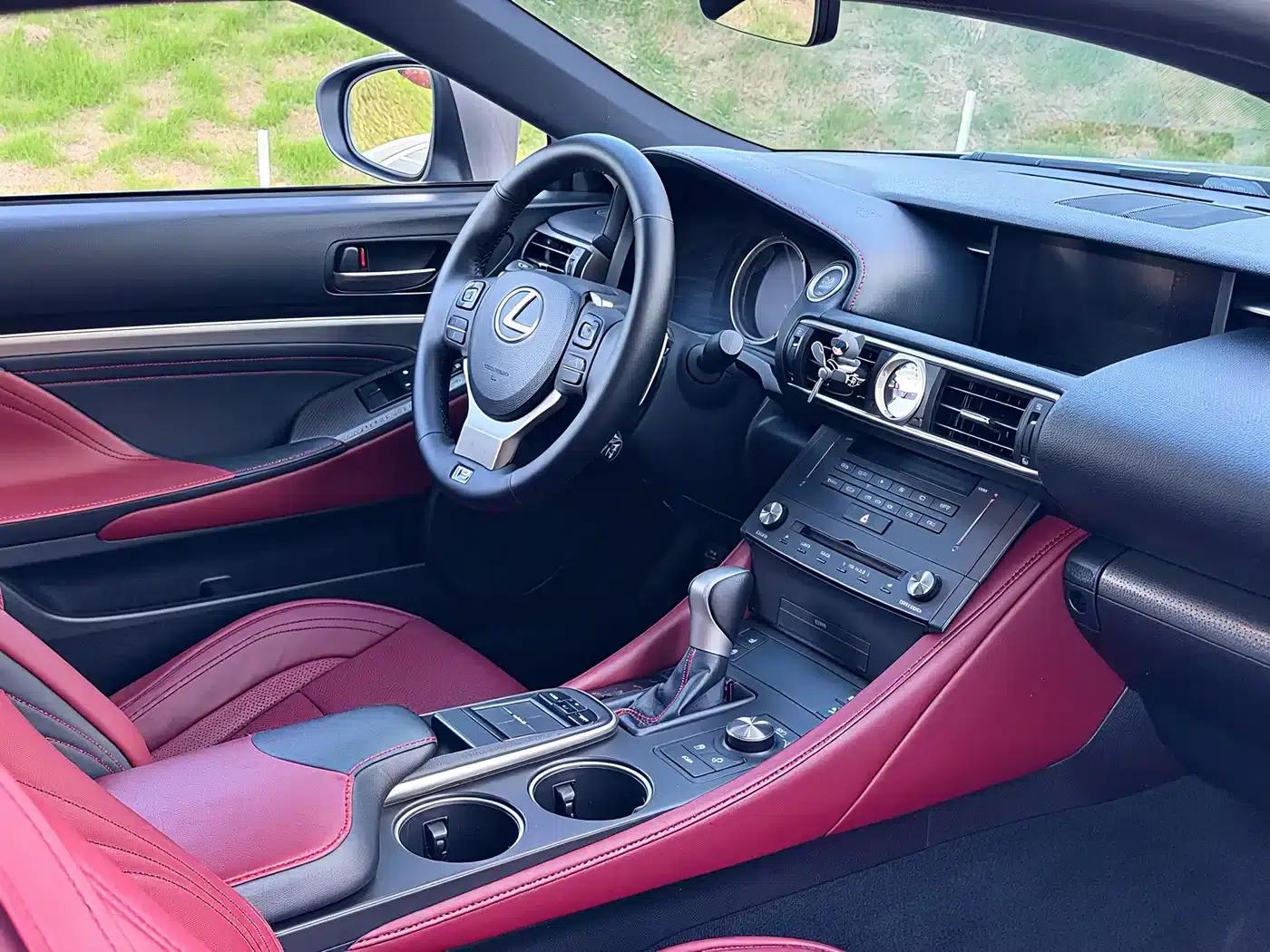 Lexus RC 2016 200t F SPORT Edition — миниатюра 10