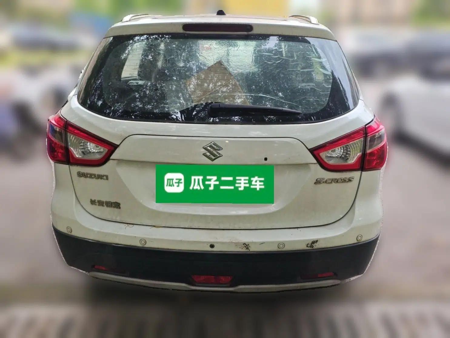 Suzuki S-Cross 2014 1.6L CVT Two-Wheel Drive Elite Version — миниатюра 5