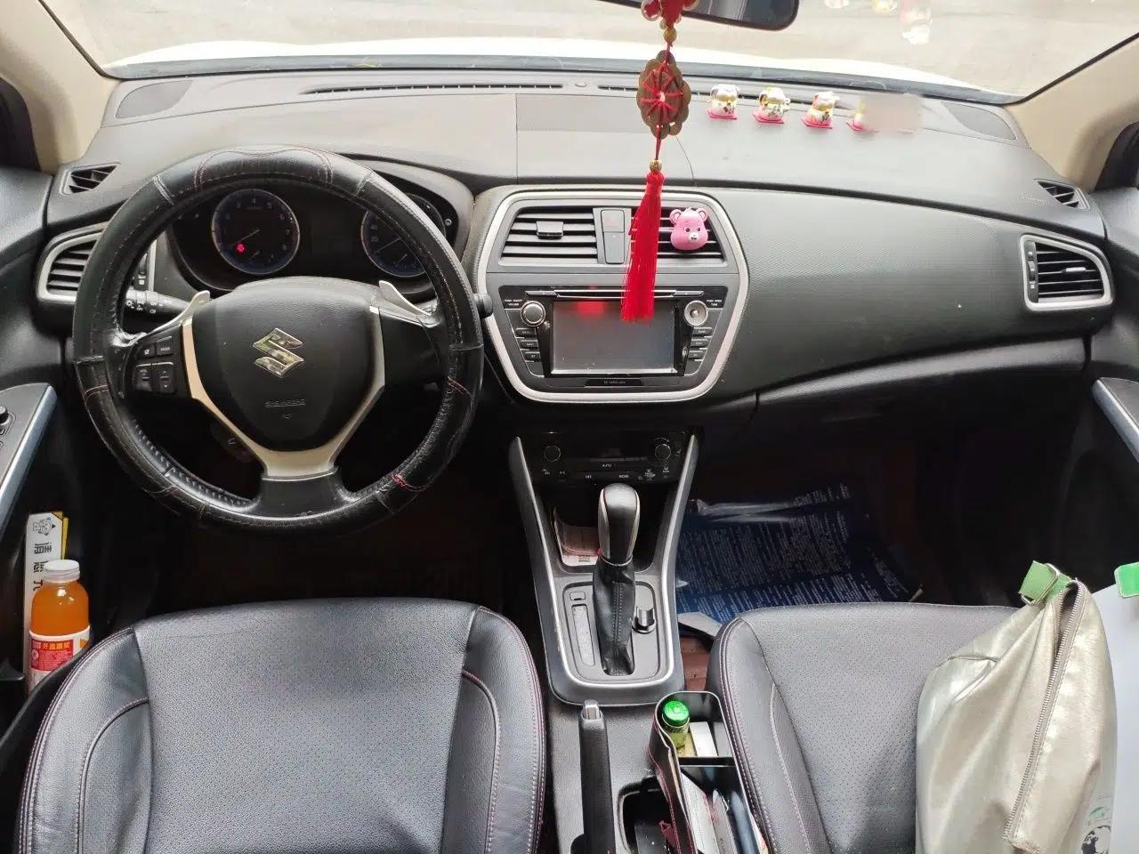 Suzuki S-Cross 2014 1.6L CVT Two-Wheel Drive Elite Version — миниатюра 9
