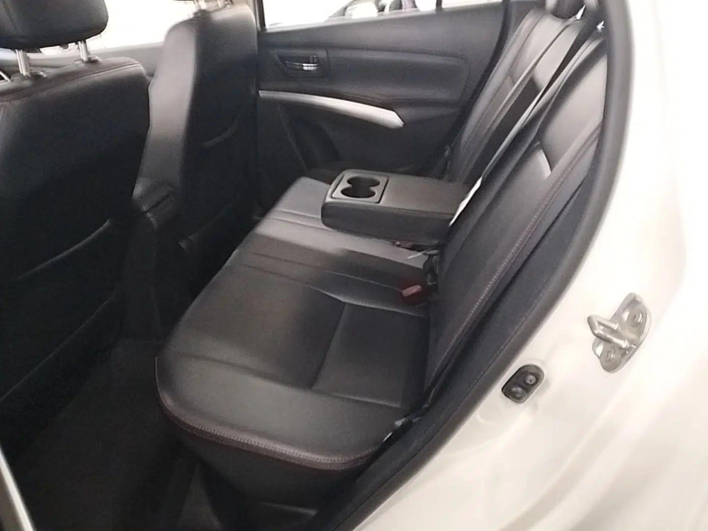 Suzuki S-Cross 2015 1.4T Automatic Two-Wheel Drive Prestige Model — миниатюра 20