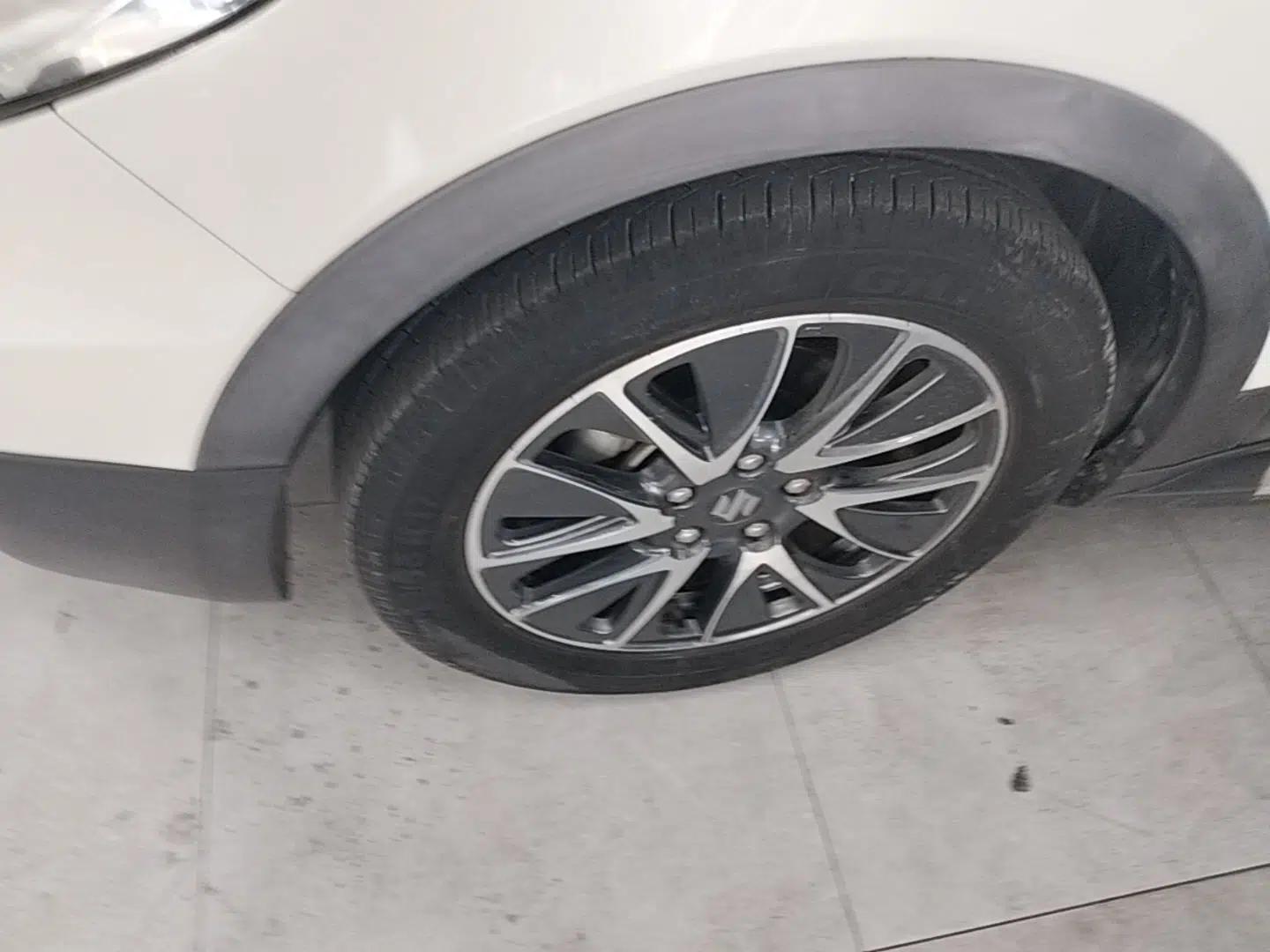 Suzuki S-Cross 2015 1.4T Automatic Two-Wheel Drive Prestige Model — миниатюра 10