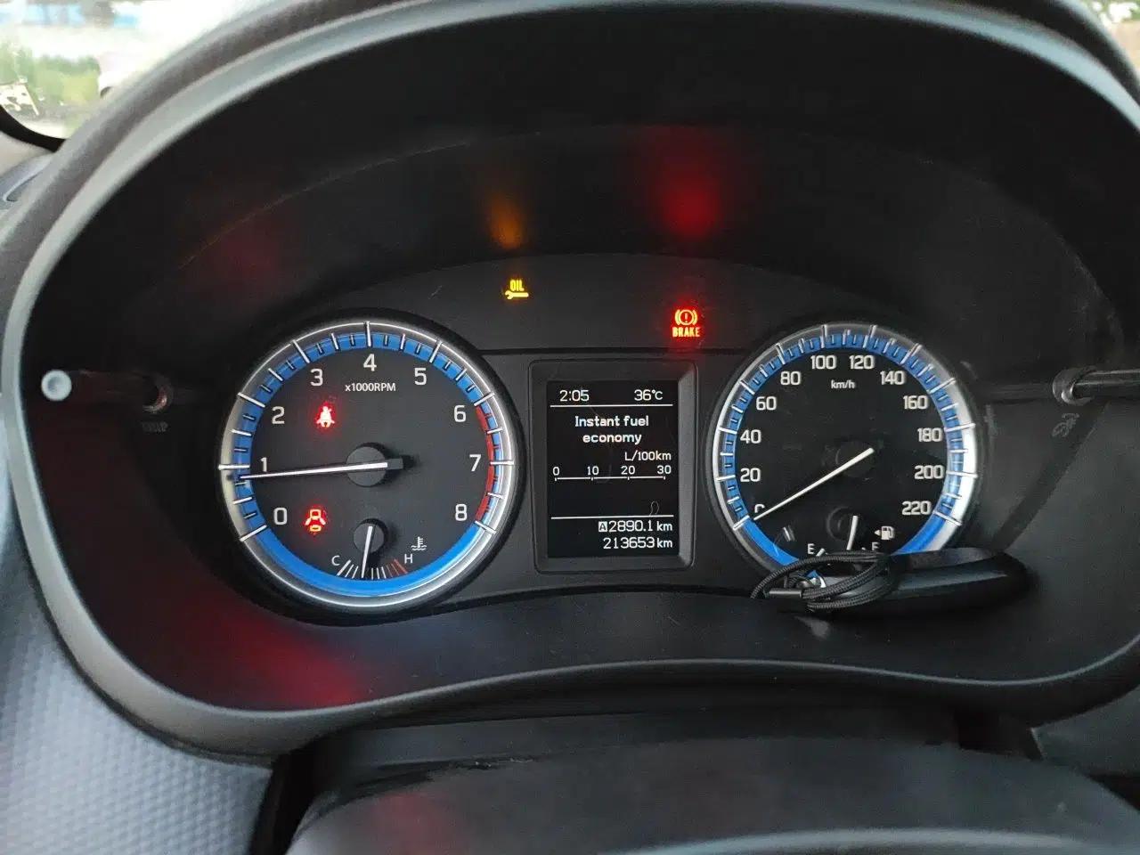 Suzuki S-Cross 2014 1.6L Manual Two-Wheel Drive Elite Model — миниатюра 11