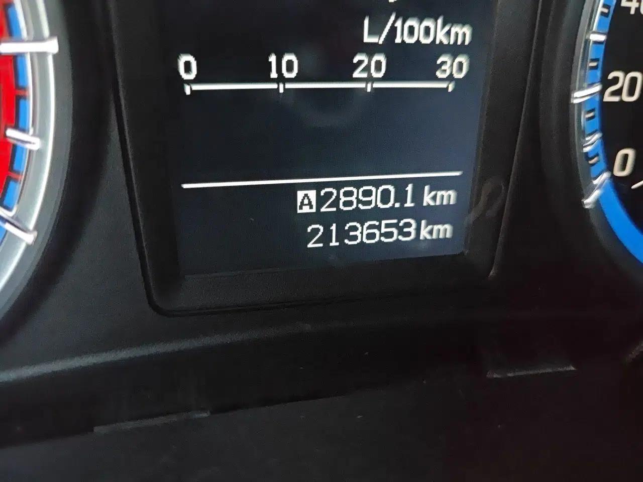 Suzuki S-Cross 2014 1.6L Manual Two-Wheel Drive Elite Model — миниатюра 12