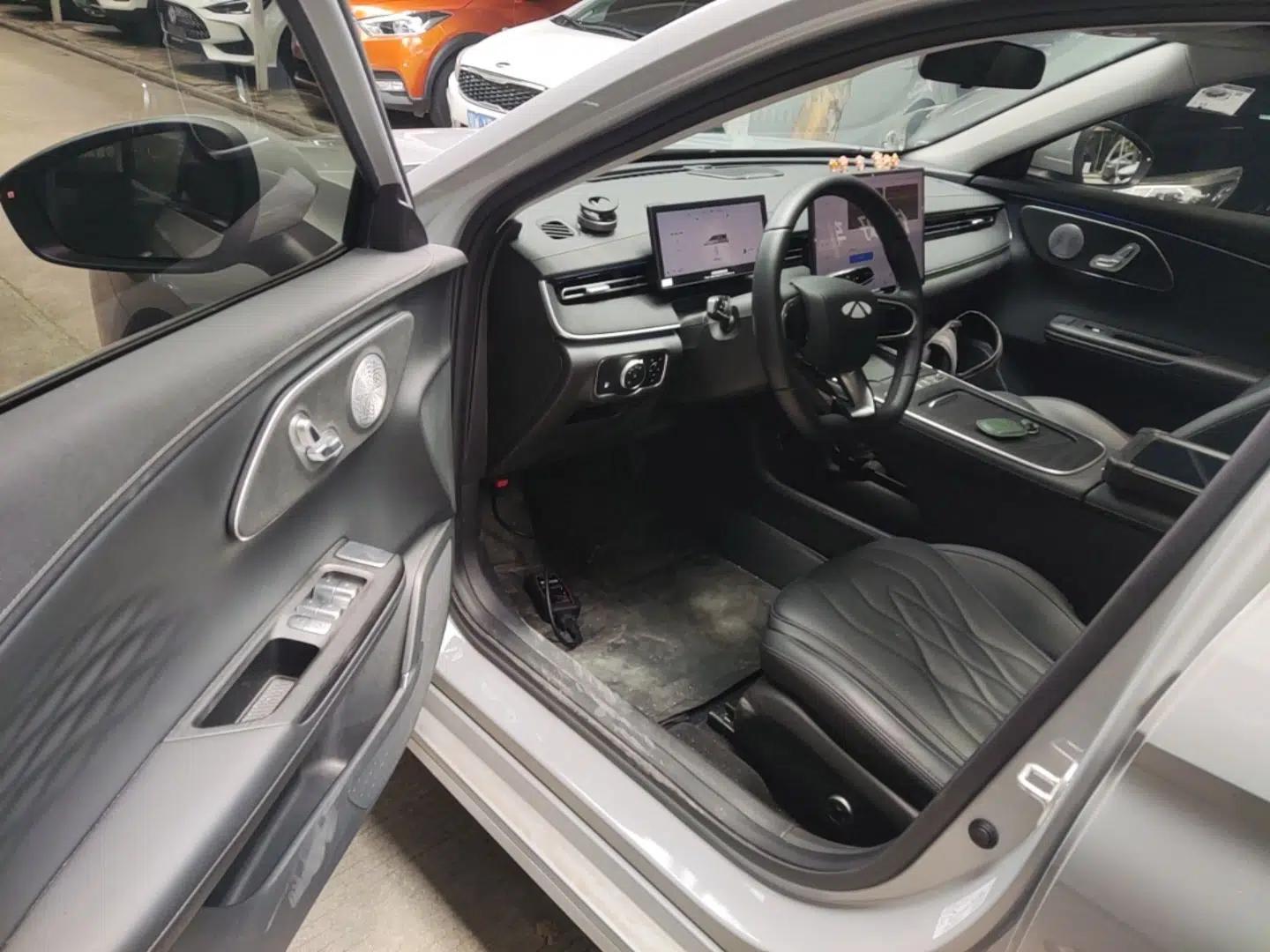 Chery Fengyun A8L 2025 1.5 TGDI 145 km Comfort Version — миниатюра 23