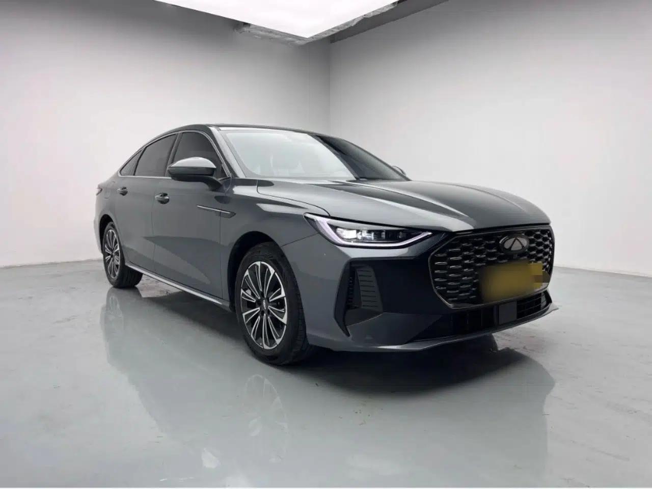 Chery Fengyun A8L 2025 1.5 TGDI 145 km Comfort Version — миниатюра 12