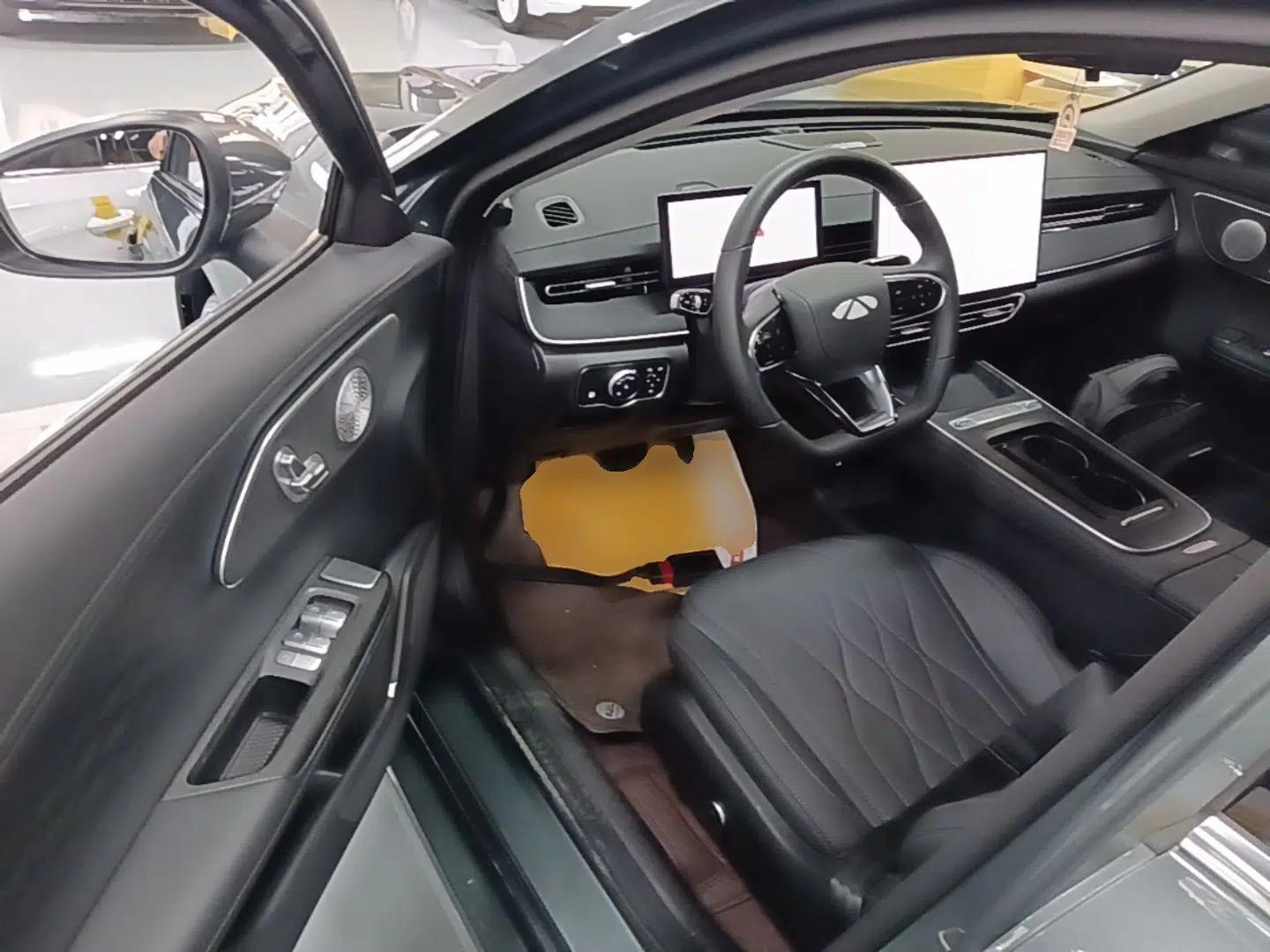 Chery Fengyun A8L 2025 1.5 TGDI 145 km Comfort Version — миниатюра 23