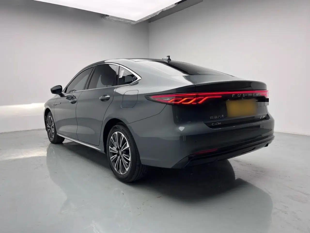 Chery Fengyun A8L 2025 1.5 TGDI 145 km Comfort Version — миниатюра 4