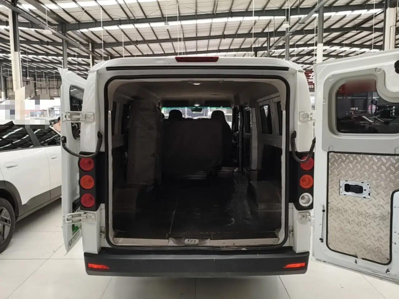 Farizon Xingxiang V 2024 Star Enjoy V6E Feature Edition Zhixin 46.08 kWh — миниатюра 27