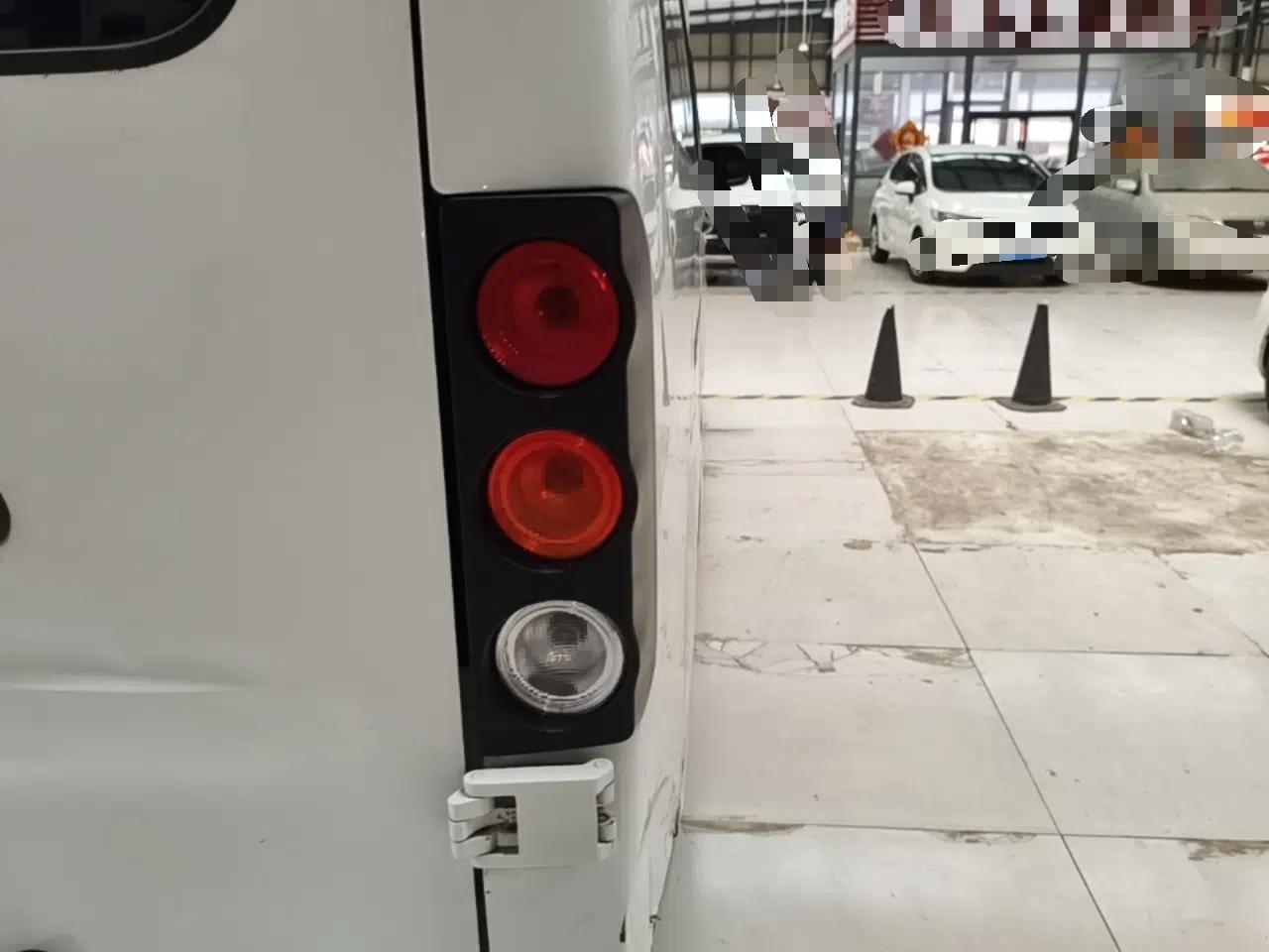 Farizon Xingxiang V 2024 Star Enjoy V6E Feature Edition Zhixin 46.08 kWh — миниатюра 9