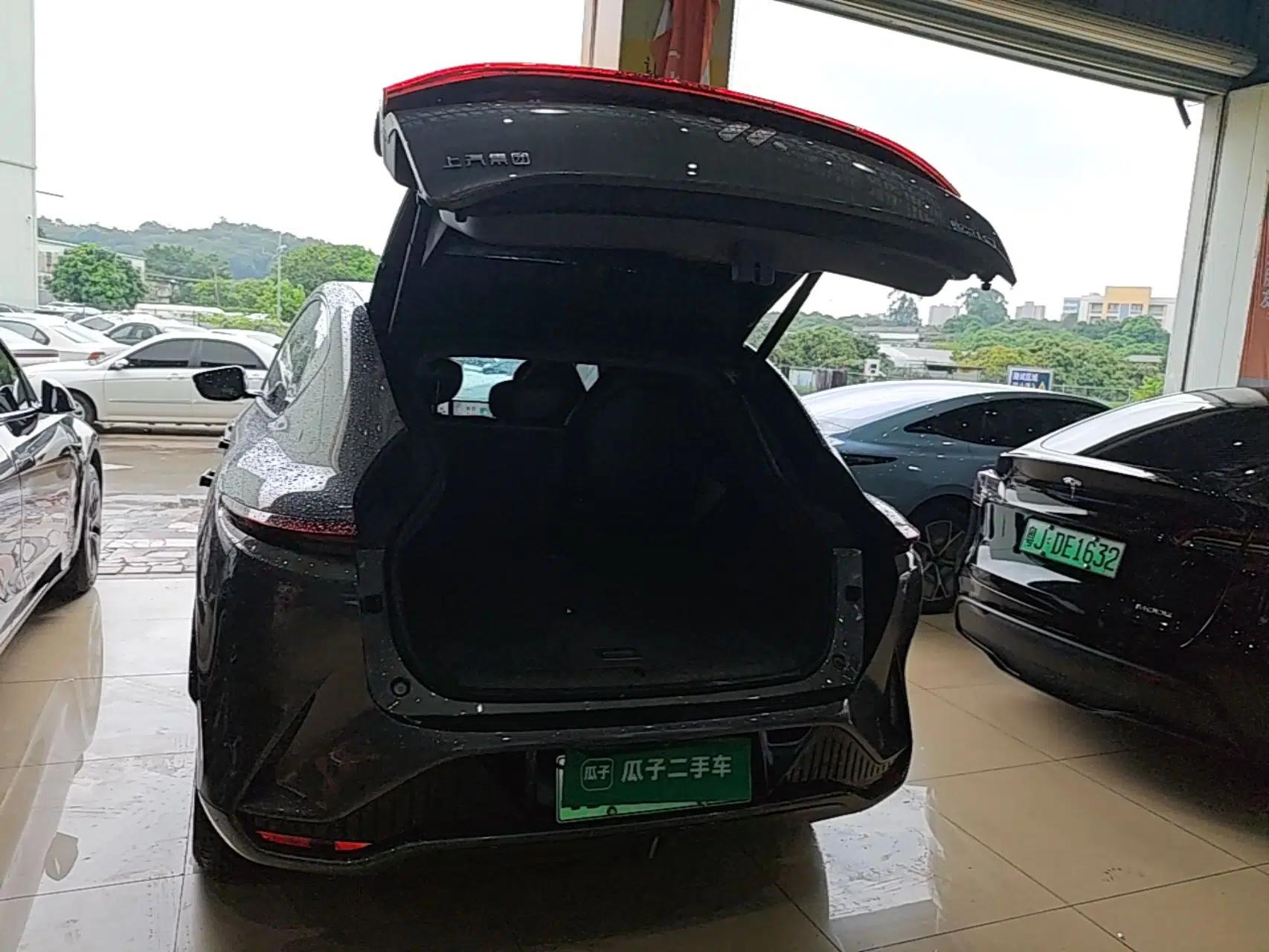 IM LS7 2023 90 kWh Elite Rear-Drive Version — миниатюра 27
