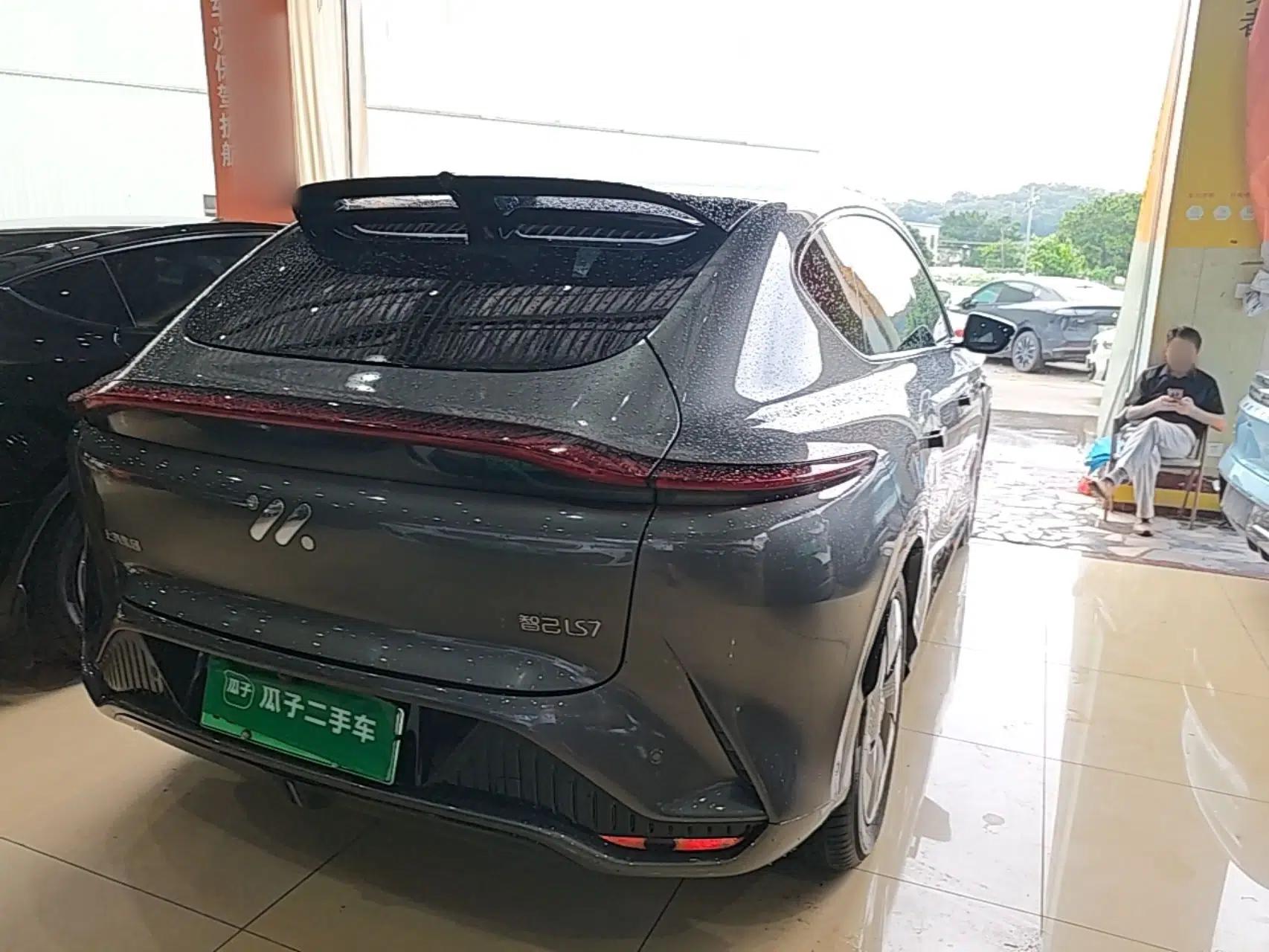 IM LS7 2023 90 kWh Elite Rear-Drive Version — миниатюра 6