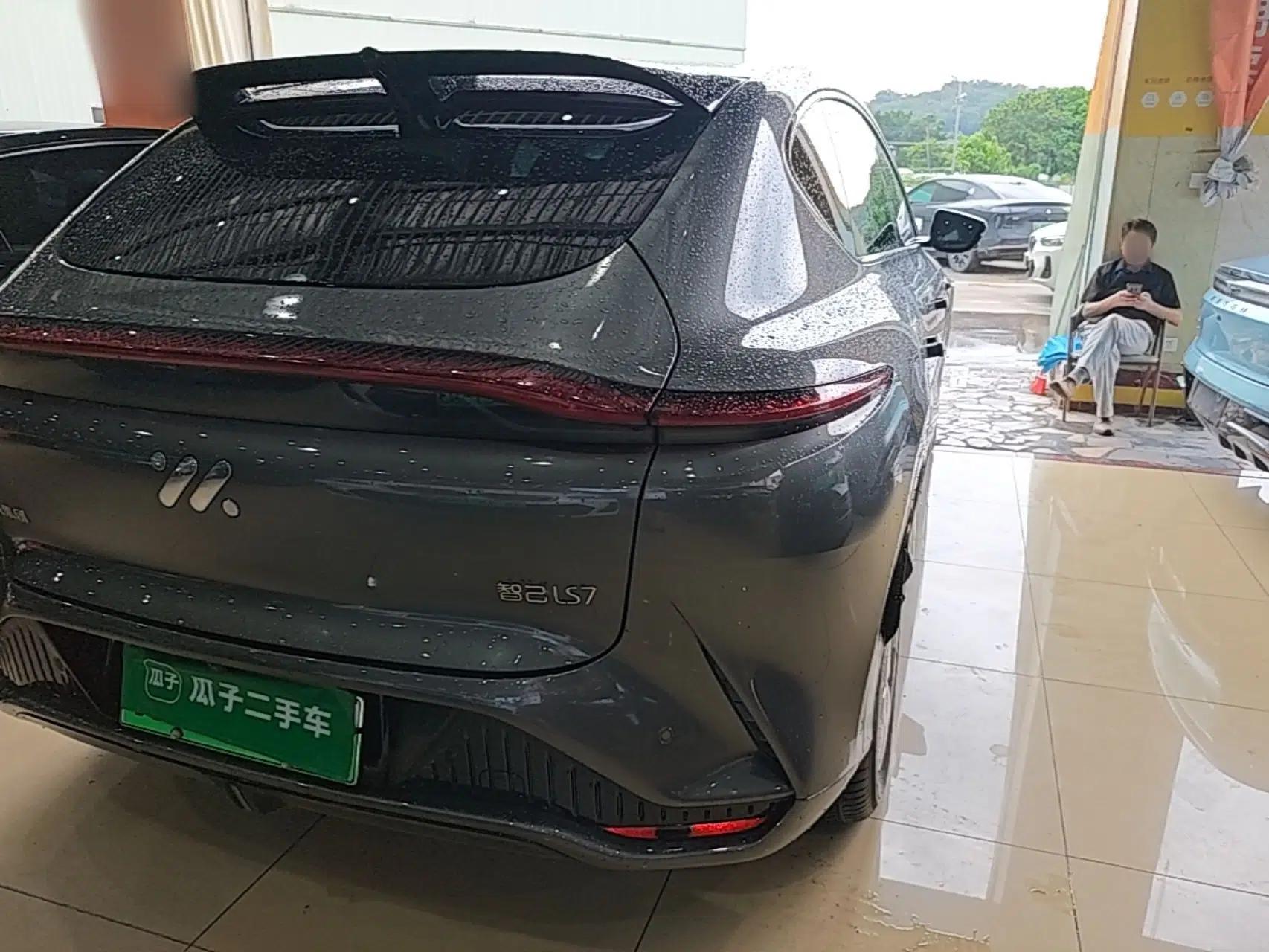 IM LS7 2023 90 kWh Elite Rear-Drive Version — миниатюра 9
