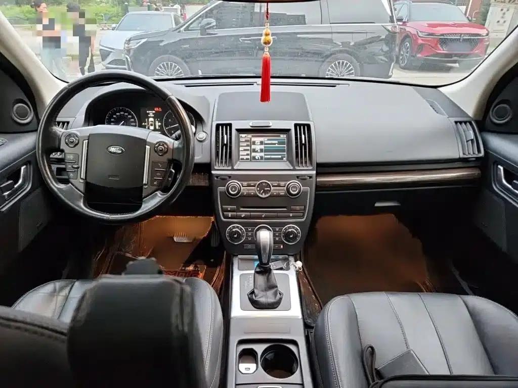 Freelander 2 2015 2.0T Si4 XS Collector's Edition — миниатюра 13