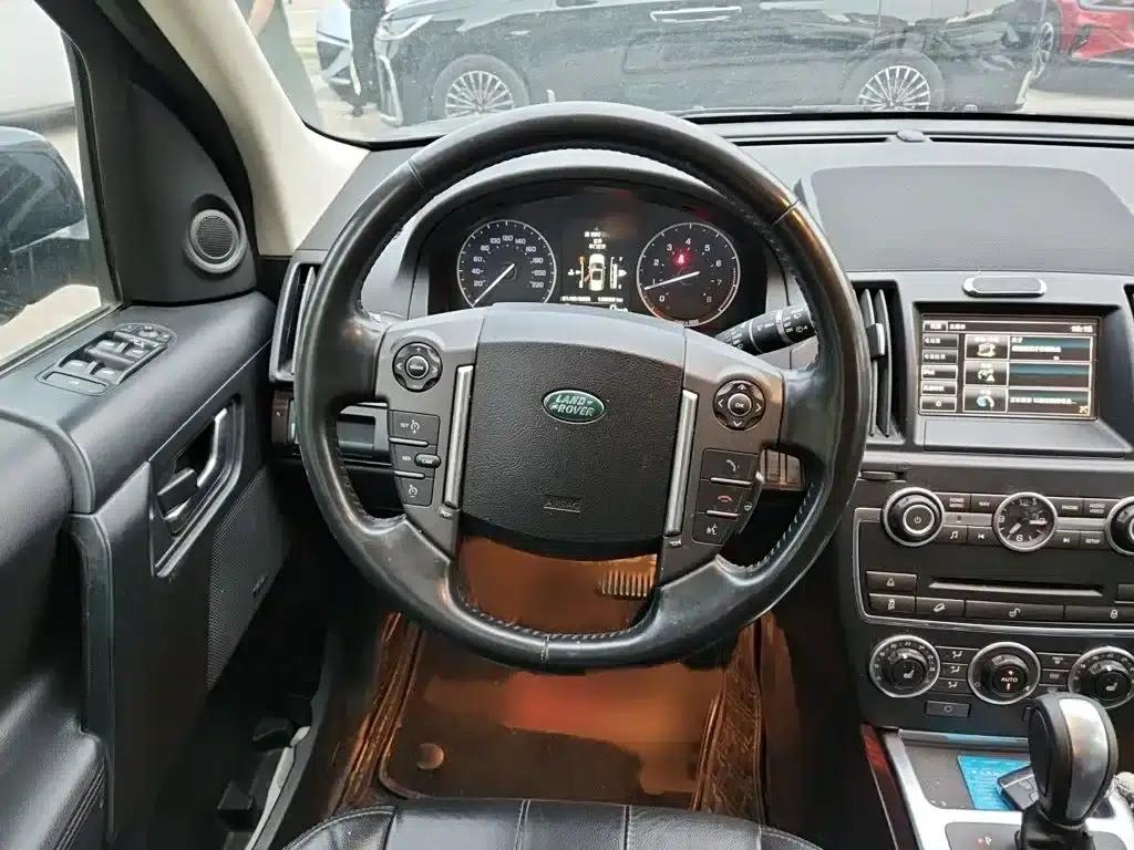 Freelander 2 2015 2.0T Si4 XS Collector's Edition — миниатюра 3